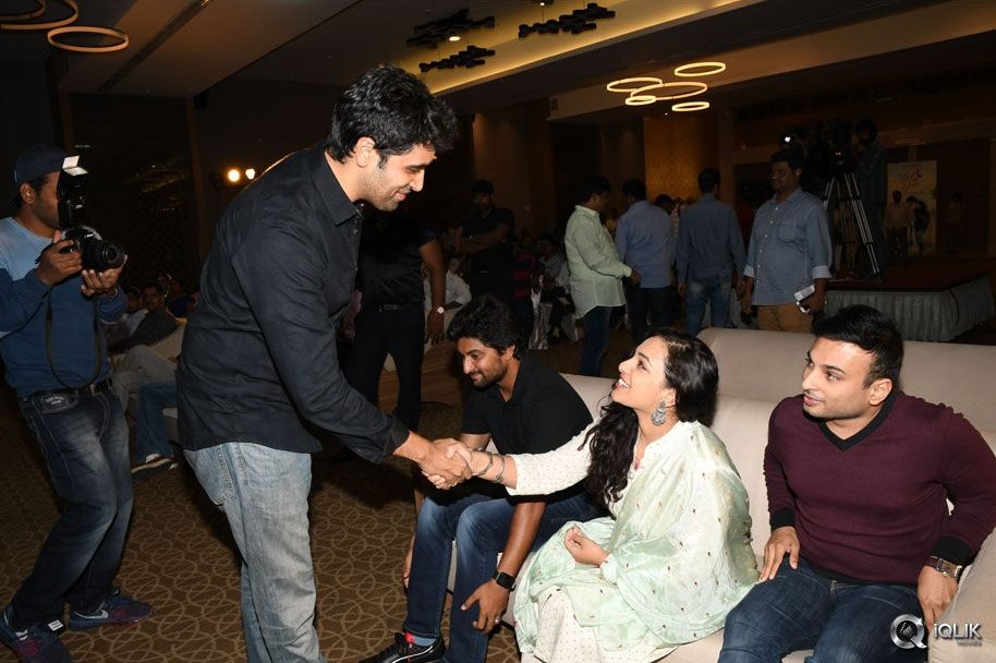 100-Days-of-Love-Movie-Audio-Launch